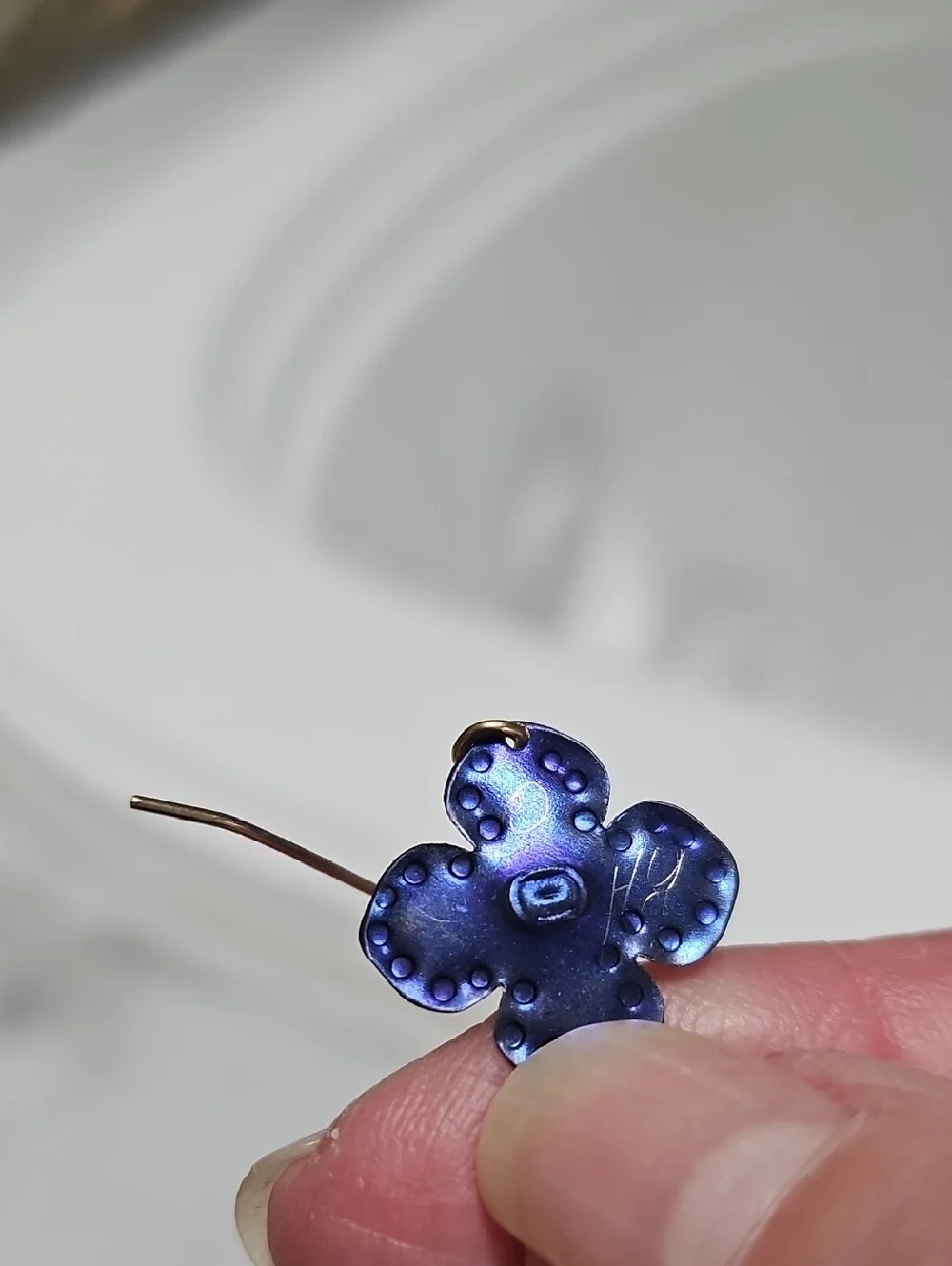 Holly Yashi Niobium Garnet Crystal Dangle Earrings - Picture 6 of 8